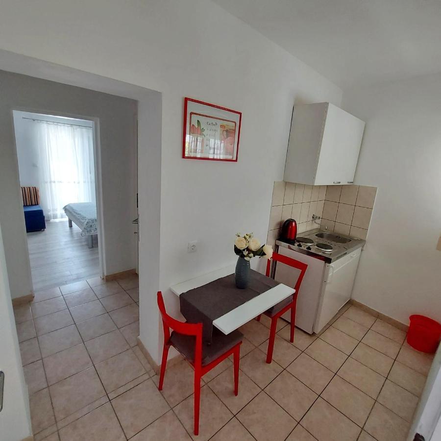 Apartments Villa Antony Drvenik  Luaran gambar