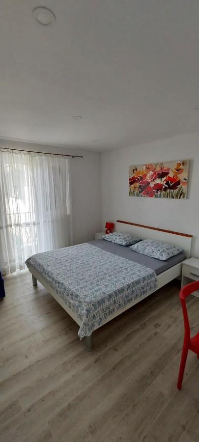 Apartments Villa Antony Drvenik  Luaran gambar