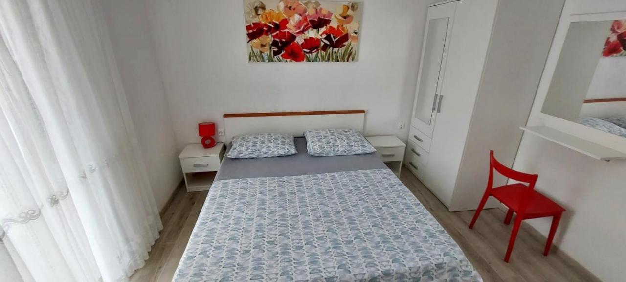 Apartments Villa Antony Drvenik  Luaran gambar