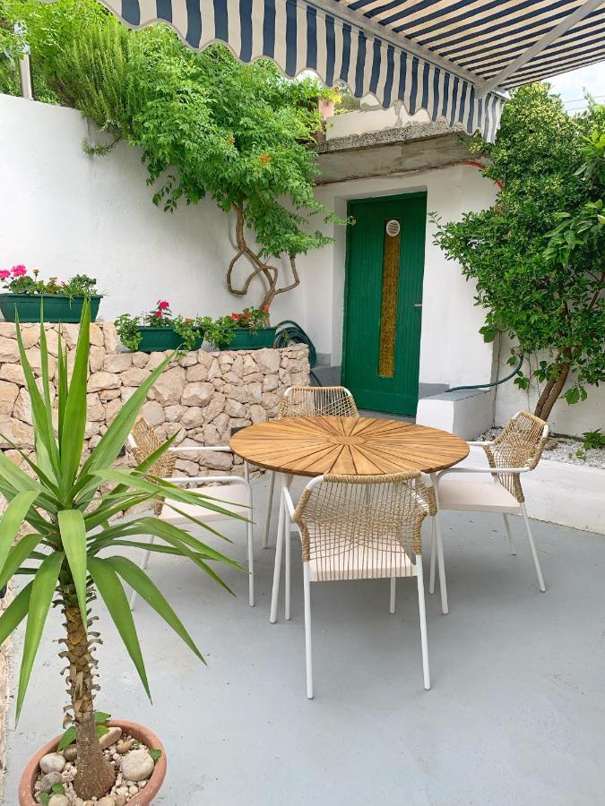 Apartments Villa Antony Drvenik  Luaran gambar