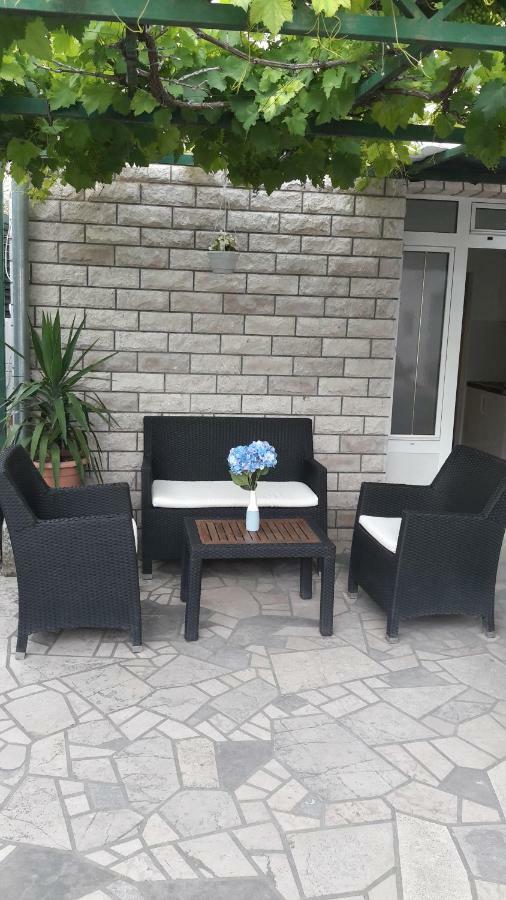 Apartments Villa Antony Drvenik  Luaran gambar