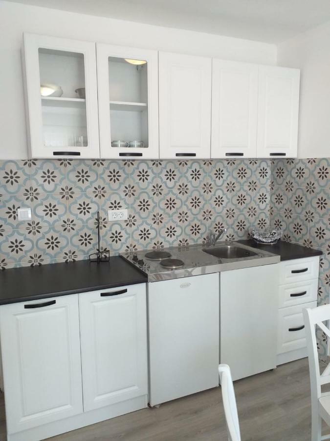 Apartments Villa Antony Drvenik  Luaran gambar