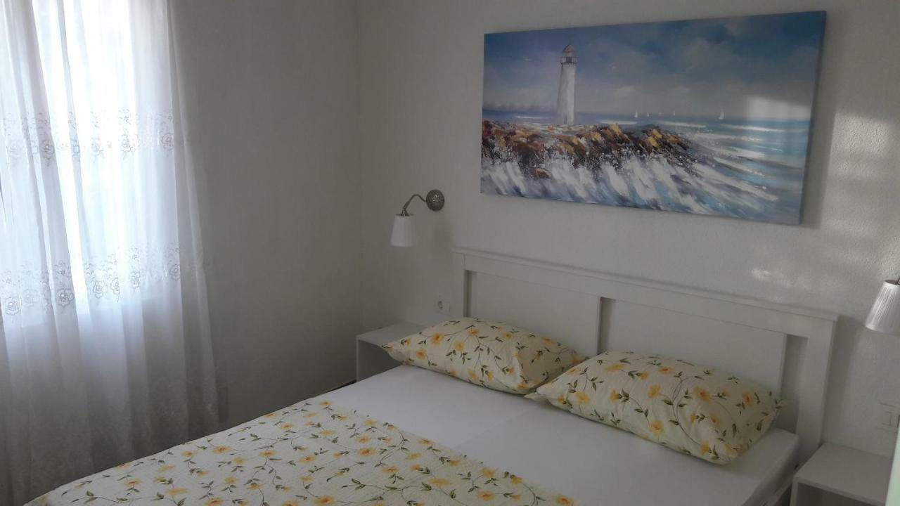 Apartments Villa Antony Drvenik  Luaran gambar